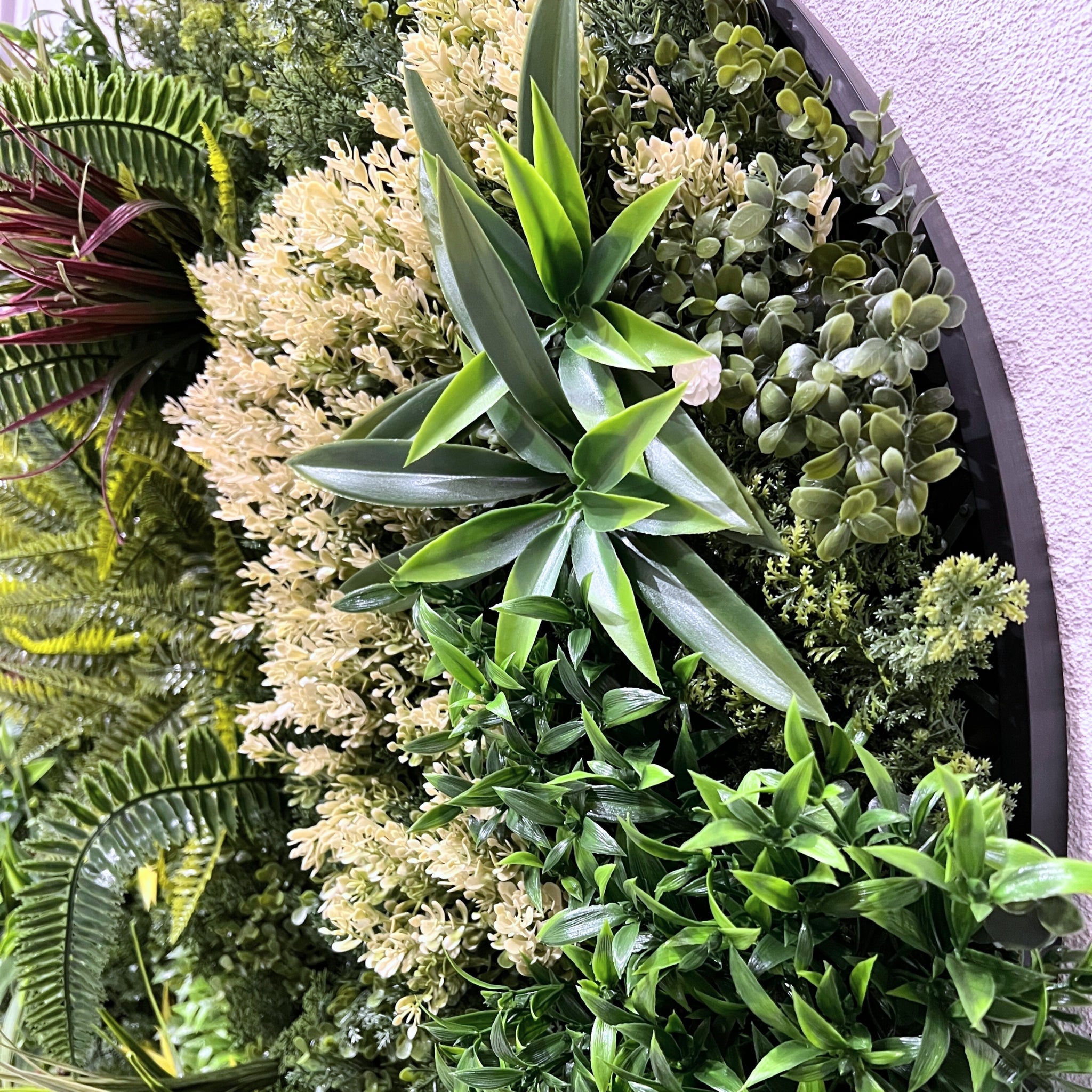 Bushman 1.0m garden wall disc